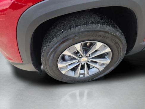Used 2025 Chevrolet Equinox LT FWD image 13