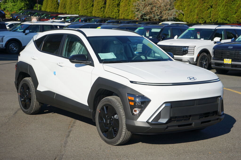 New 2027 Hyundai Kona SEL Sport AWD/4WD image 3