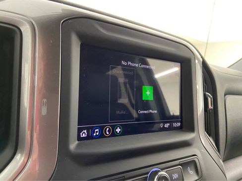 Used 2024 Chevrolet Silverado 1500 Custom Trail Boss w/ LPO, Dark Essentials Package image 23