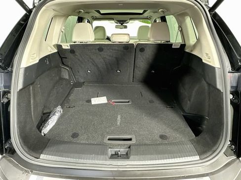 Used 2023 Nissan Rogue SL AWD/4WD image 32