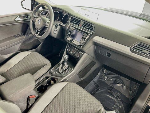 Used 2018 Volkswagen Tiguan S AWD/4WD image 27