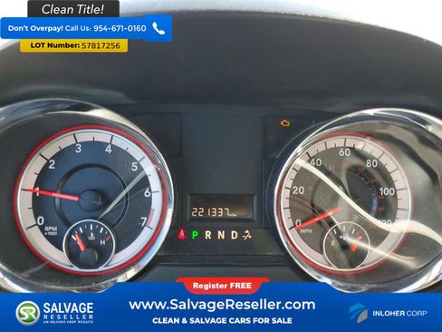 Used 2017 Dodge Grand Caravan SE FWD image 12