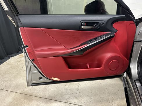 Used 2022 Lexus IS 350 F Sport image 14