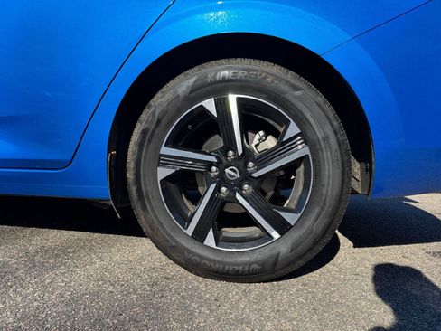 Used 2025 Nissan Sentra SV image 24