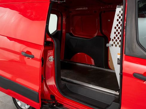 Used 2017 Ford Transit Connect XL image 17