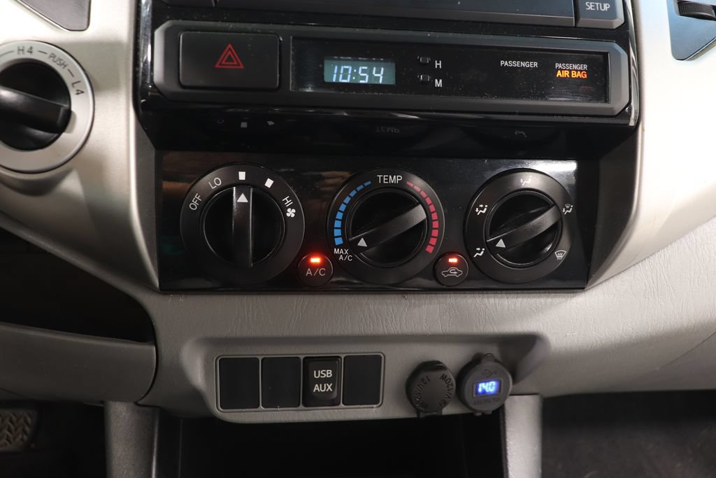 Used 2013 Toyota Tacoma 4x4 Double Cab w/ TRD Sport Pkg image 8