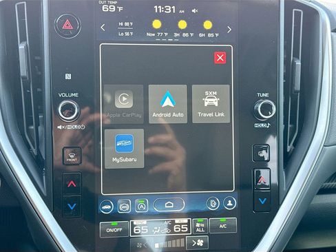 Certified 2025 Subaru Crosstrek 2.0i Premium image 19