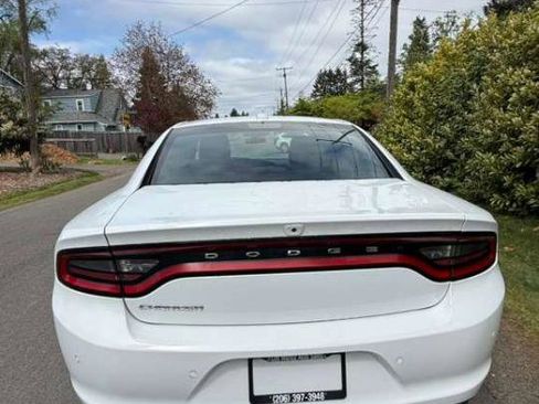 Used 2023 Dodge Charger SXT RWD image 5