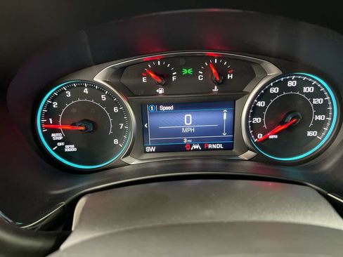 Used 2024 Chevrolet Equinox RS AWD/4WD image 11