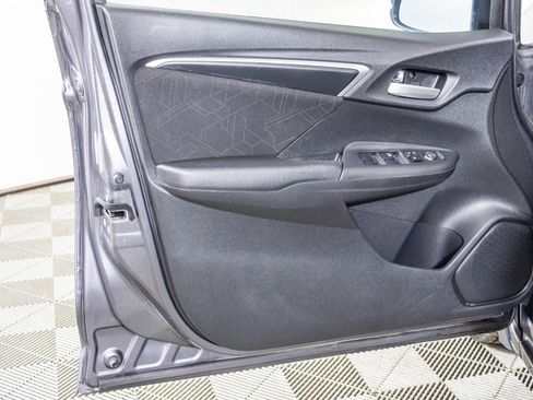 Used 2017 Honda Fit EX image 35