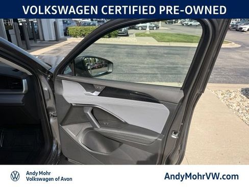 Used 2026 Volkswagen Tiguan SE AWD/4WD image 18