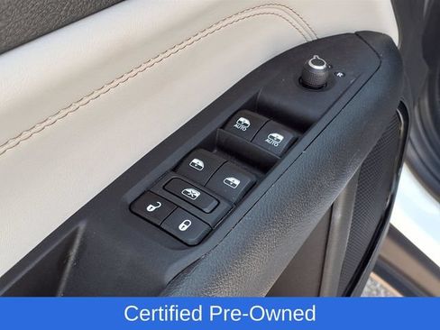Certified 2025 Jeep Compass Limited AWD/4WD image 4