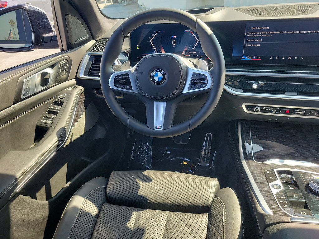 Used 2026 BMW X7 xDrive40i AWD/4WD image 13