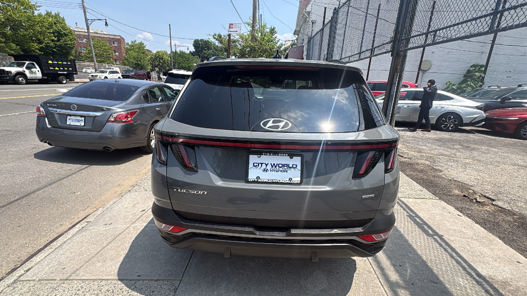 Used 2024 Hyundai Tucson SEL w/ Convenience Package AWD/4WD image 4