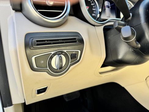 Used 2018 Mercedes-Benz GLC 300 GLC 300 image 7