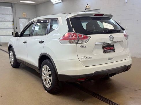 Used 2016 Nissan Rogue S FWD image 7