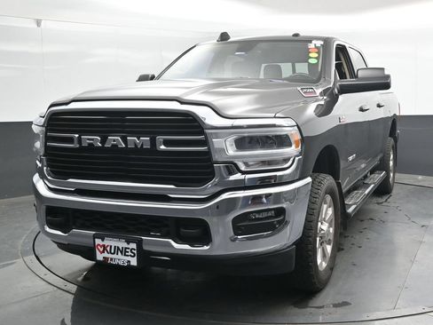 Used 2019 RAM 2500 Big Horn AWD/4WD image 9