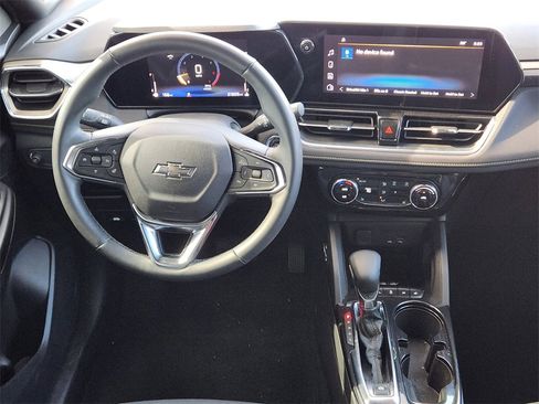Used 2025 Chevrolet TrailBlazer ACTIV w/ Convenience Package image 25