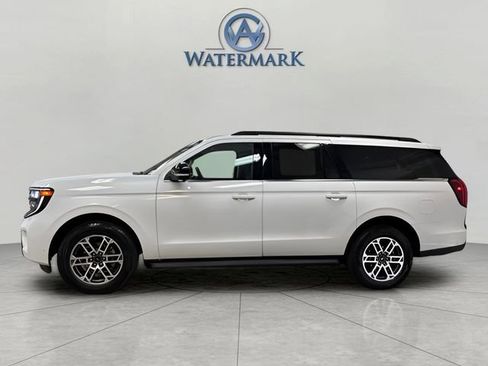 Used 2025 Ford Expedition Max Active AWD/4WD image 2