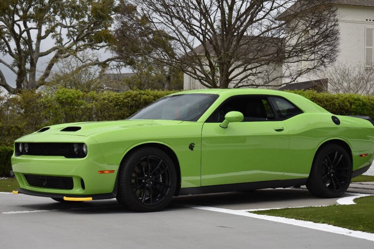 Used 2023 Dodge Challenger SRT Hellcat RWD image 13