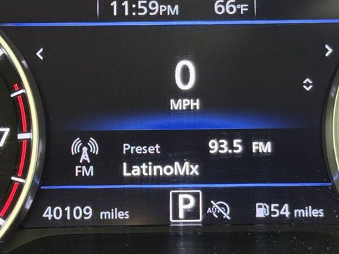 Used 2024 Nissan Sentra SR FWD image 19