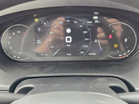 Used 2025 RAM ProMaster 2500 w/ Premium Convenience Group image 16