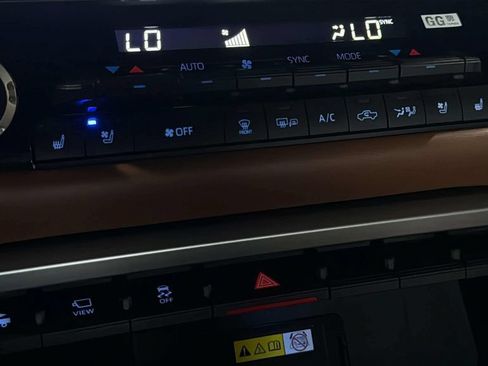 Used 2022 Toyota Tundra 1794 Edition AWD/4WD image 27