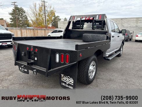 Used 2018 RAM 2500 Tradesman w/ Chrome Appearance Group image 7