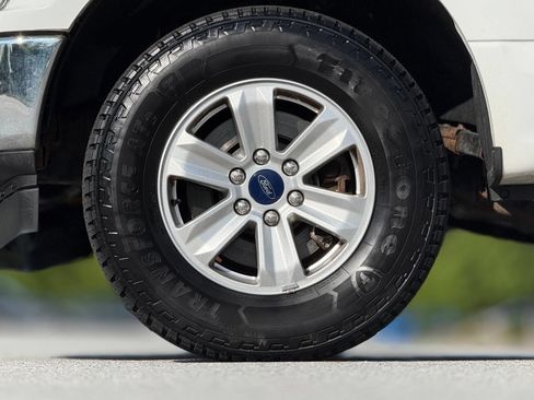 Used 2019 Ford F150 XLT w/ Equipment Group 301A Mid AWD/4WD image 18
