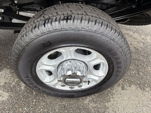 New 2026 Ford F250 XLT w/ 360-Degree Camera Package image 16