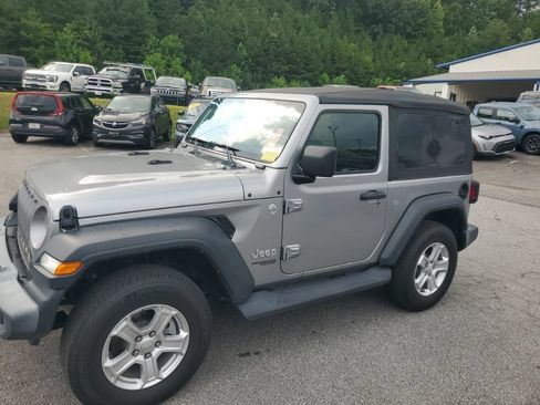 Used 2019 Jeep Wrangler Sport AWD/4WD image 1