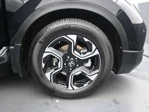 Used 2018 Honda CR-V Touring image 18