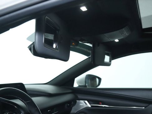Used 2022 MAZDA MAZDA3 s image 19