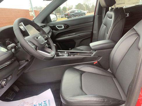 New 2026 Jeep Compass Latitude AWD/4WD image 21