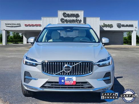 Used 2023 Volvo XC60 B5 Ultimate image 3