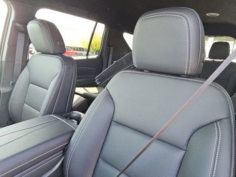 New 2026 Chevrolet Traverse LT w/ Driver Confidence Package image 20