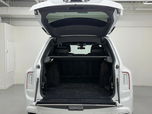 Used 2020 Rolls-Royce Cullinan image 47