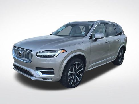 Certified 2024 Volvo XC90 B6 Plus w/ Protection Package Premier AWD/4WD image 4