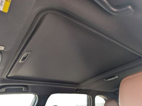 Used 2025 Subaru Forester Touring w/ Protection Package image 15