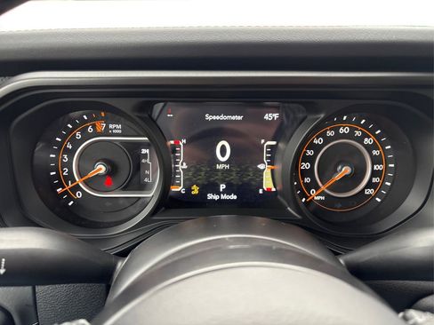 New 2026 Jeep Gladiator Mojave image 13