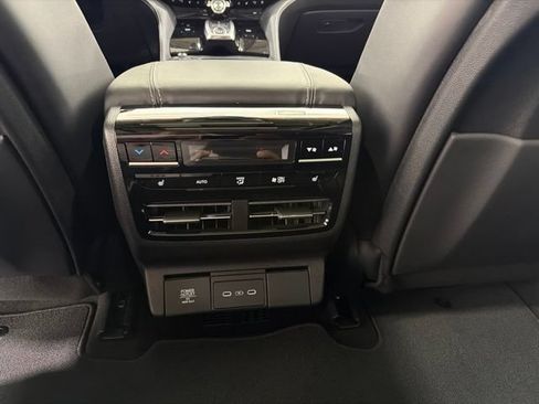 Certified 2026 Acura MDX SH-AWD w/ Advance Package image 28