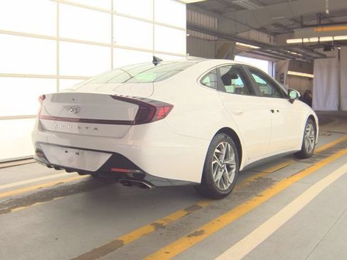Used 2022 Hyundai Sonata SEL w/ Cargo Package FWD image 3