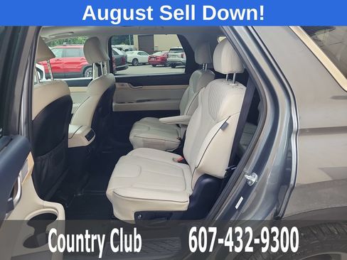 Used 2024 Hyundai Palisade Limited AWD/4WD image 25