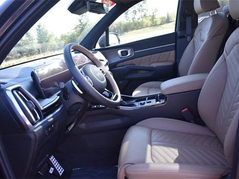New 2025 Kia Sorento SX Prestige w/ Olive Brown Leather Package image 28
