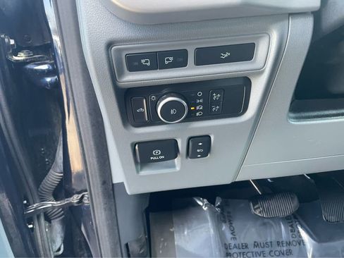 Used 2022 Ford F150 XLT w/ Equipment Group 302A High AWD/4WD image 14