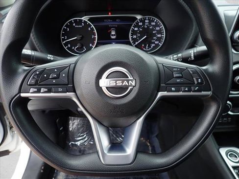 Used 2024 Nissan Sentra SV image 11