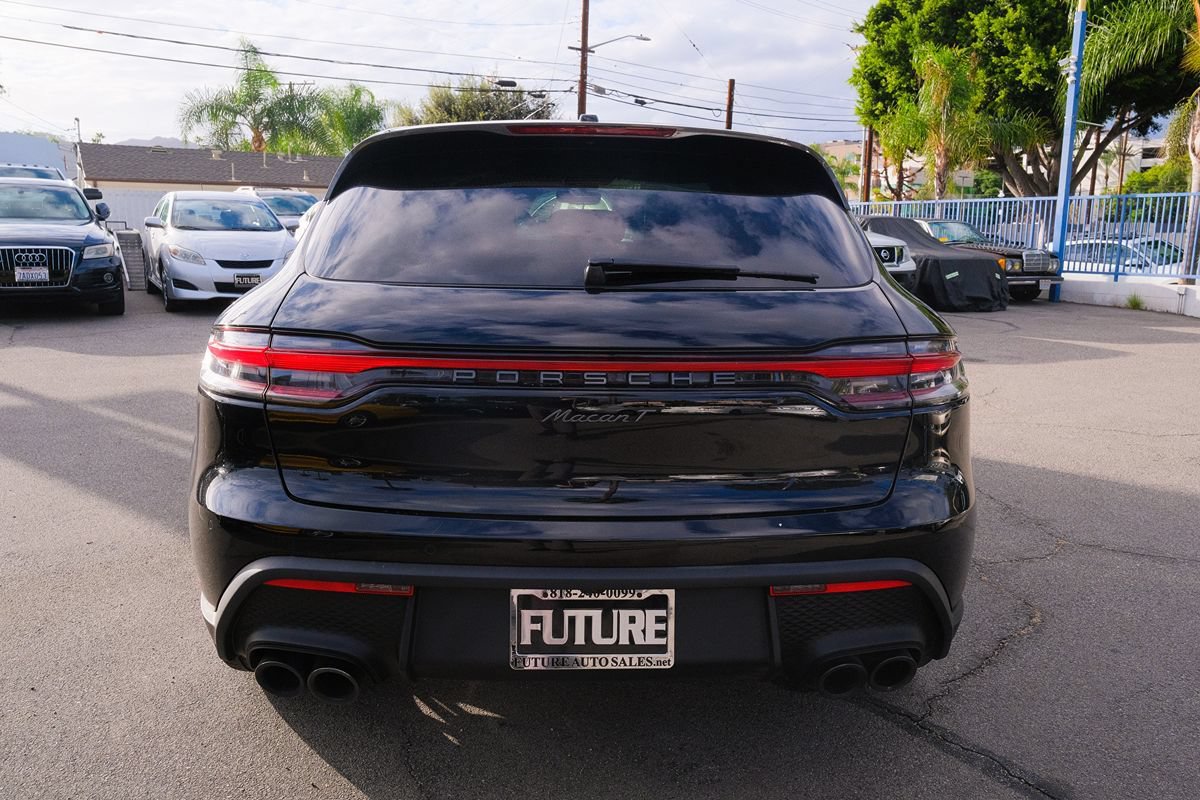 Used 2023 Porsche Macan Turbo AWD/4WD image 5