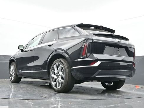 New 2025 Cadillac Optiq Luxury 1 w/ LPO, Floor Liner Package image 43