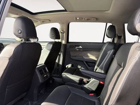 Used 2023 Volkswagen Atlas SEL image 11