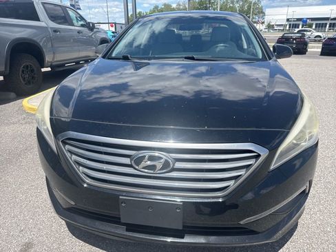 Used 2015 Hyundai Sonata SE image 9